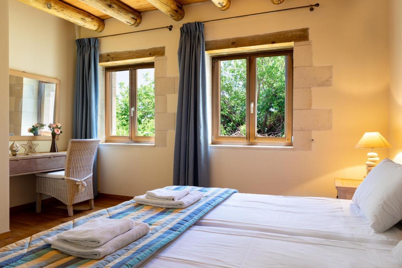 Villa Erontas - Private Heated Jacuzzi Makhairoí Dış mekan fotoğraf