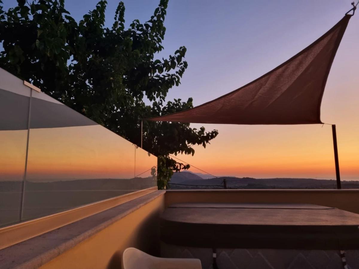 Villa Erontas - Private Heated Jacuzzi Makhairoí Dış mekan fotoğraf